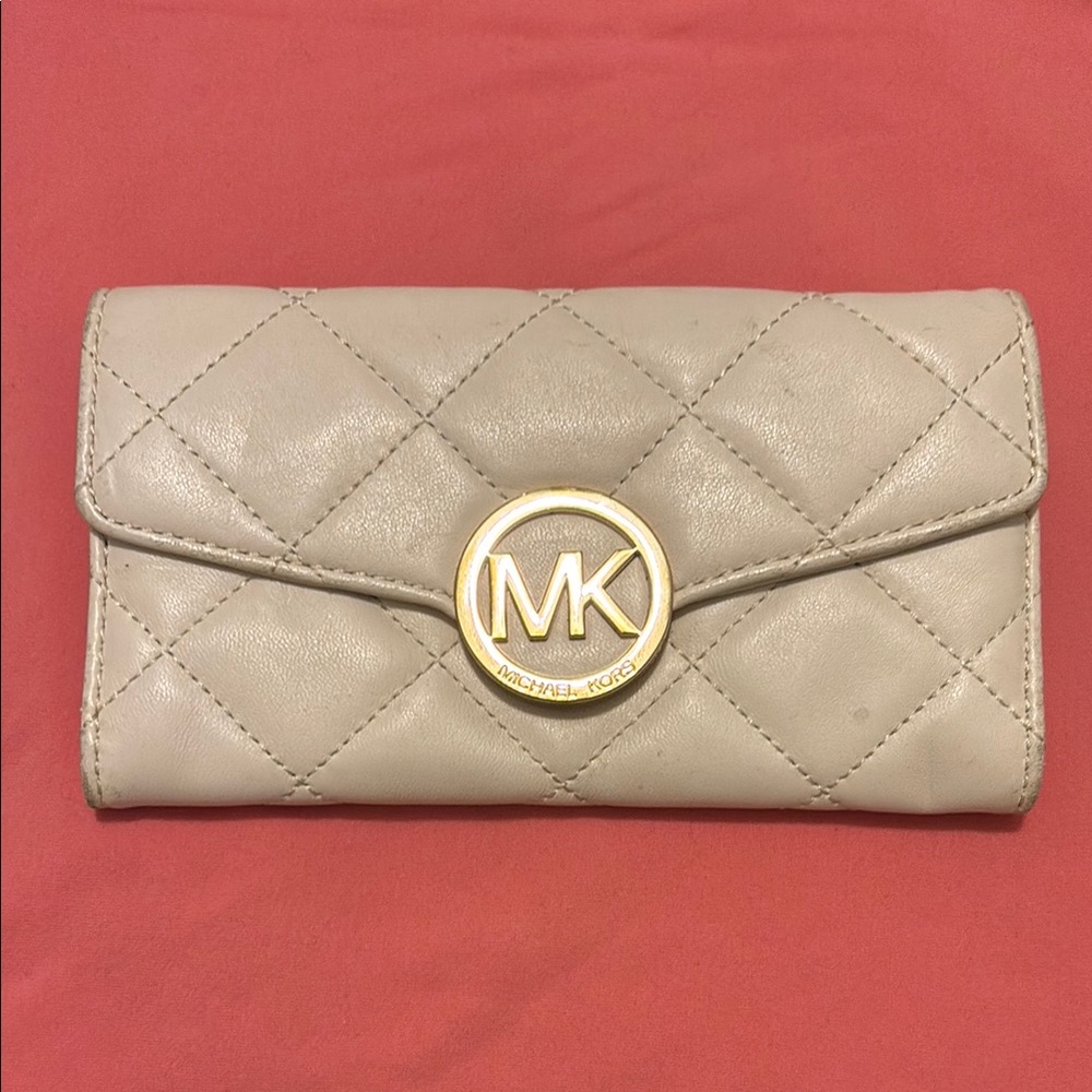 Michael Kors Cream Quilted Wallet Envelope Style
